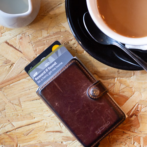 A wallet protected by a Returnable tag.